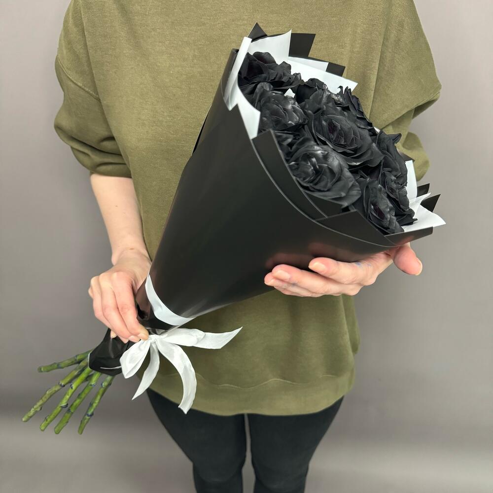Букет из 9 чёрных роз 