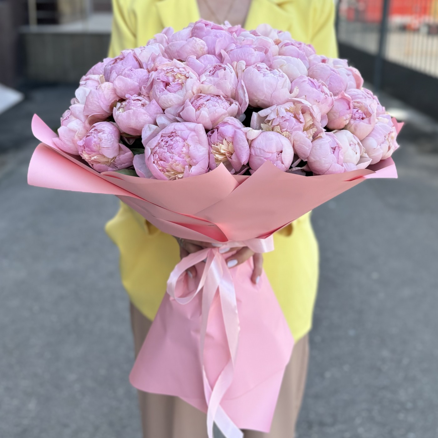 51 розовый пион