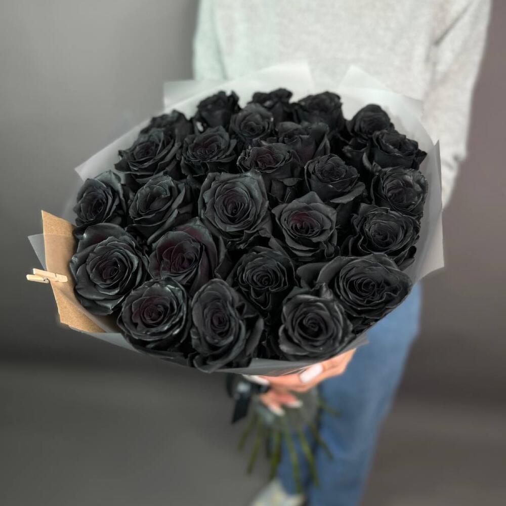 Букет из 25 чёрных роз
