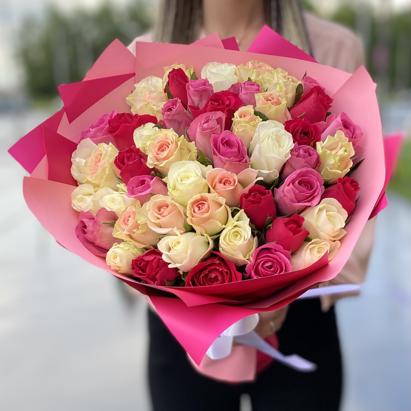 51 роза mix 40 см