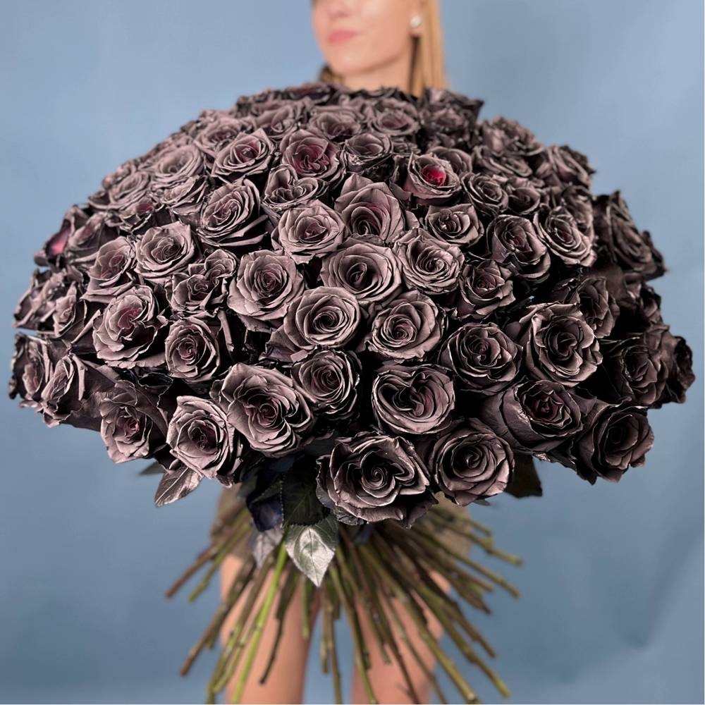Букет из 101 чёрной розы