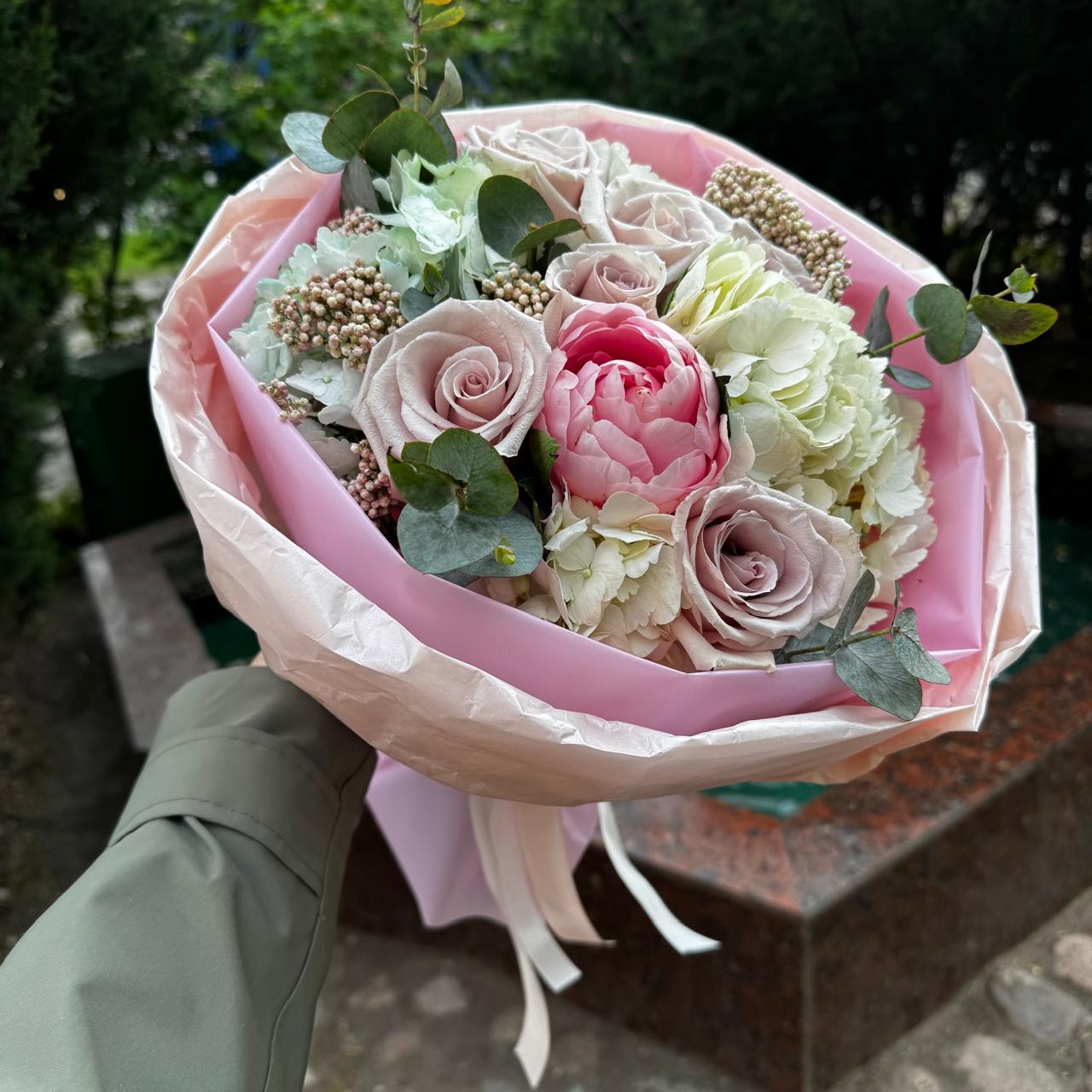 Сборный букет "Арбат"