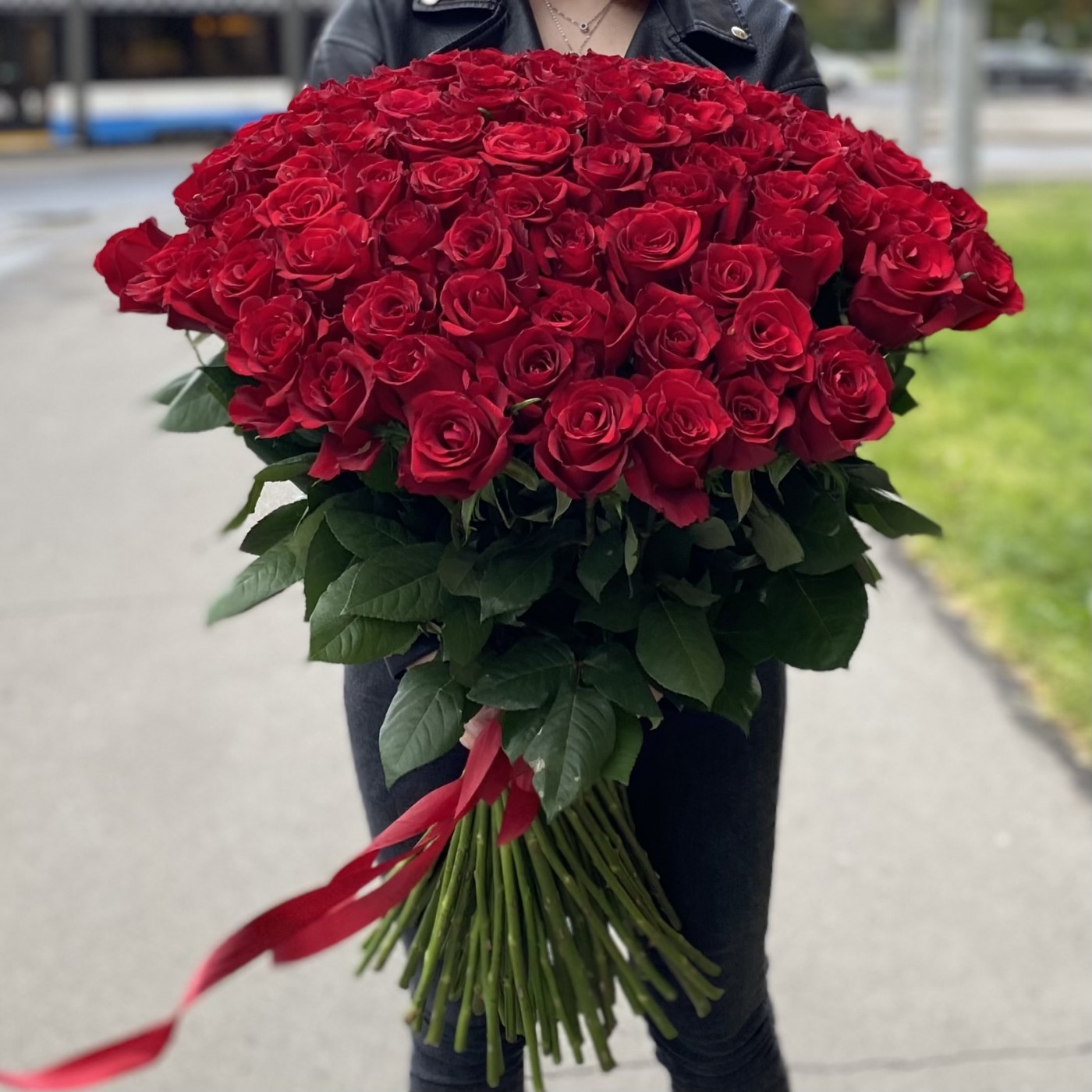 101 красная роза 80 см