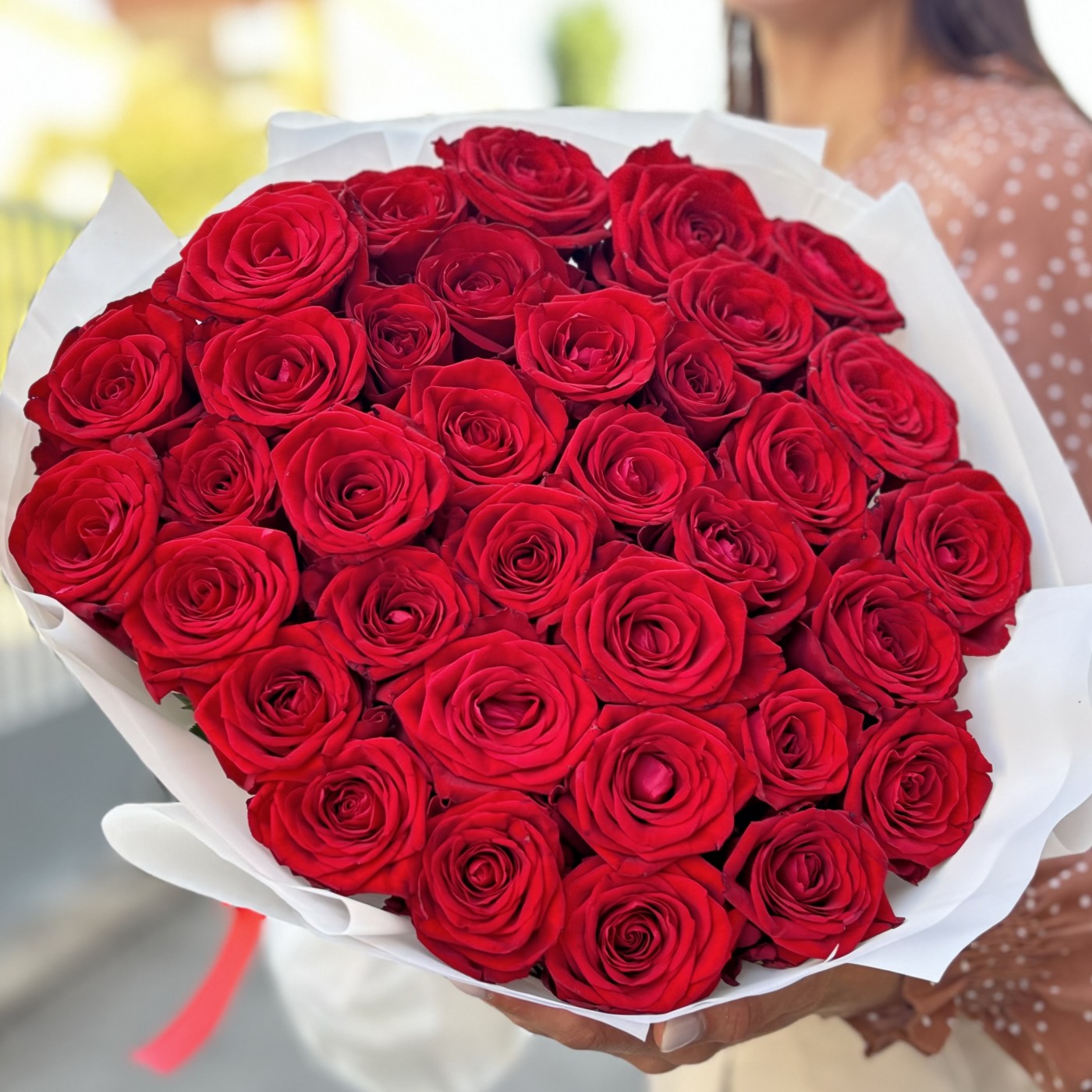 35 красных роз 70 см