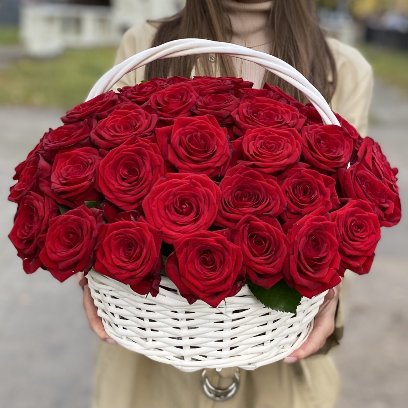 Корзина из 51 красной розы