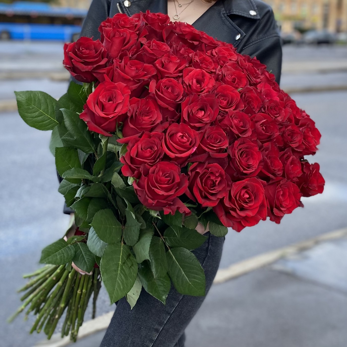 51 красная роза 80 см