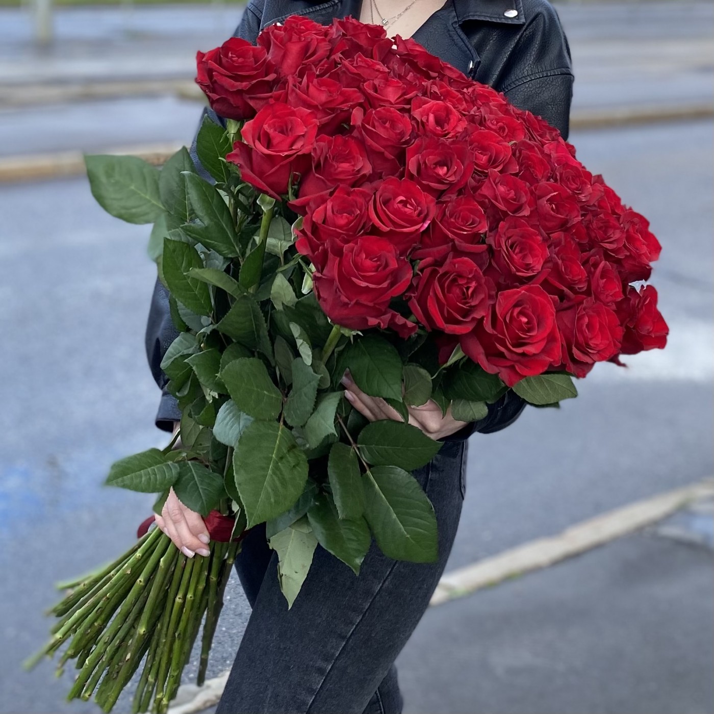 51 красная роза 80 см